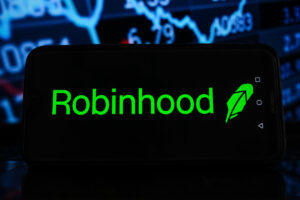 Robinhood Settles SEC